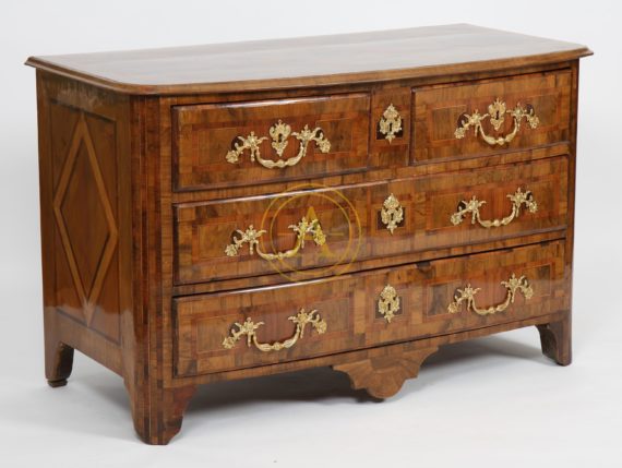 COMMODE MARQUETEE LOUIS XIV ATTRIBUEE A HACHE