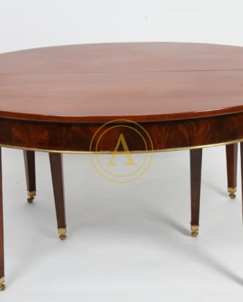 TABLE OVALE A BANDEAU EN ACAJOU DIRECTOIRE