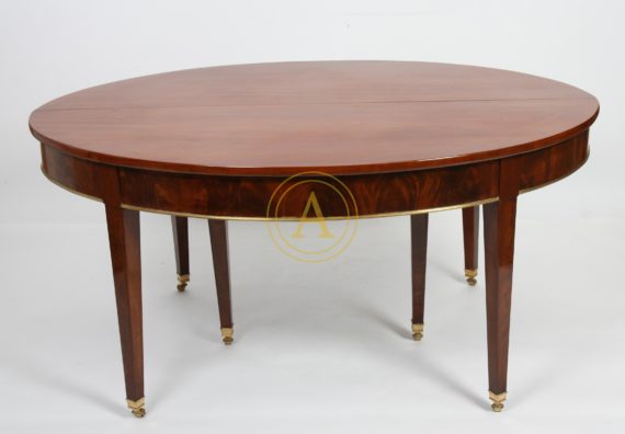 TABLE OVALE A BANDEAU EN ACAJOU DIRECTOIRE