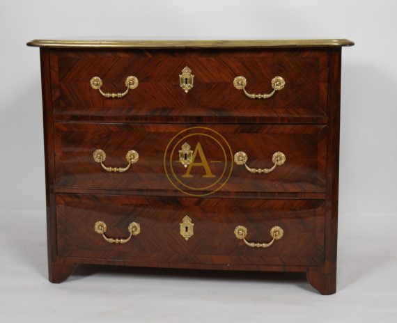 COMMODE MARQUETEE LOUIS XIV