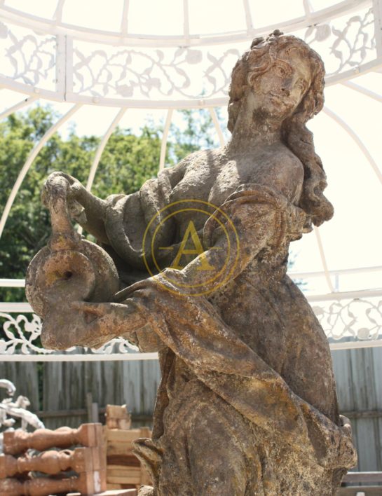 STATUE “NYMPHE”