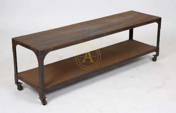 TABLE BASSE METALLIQUE A ROULETTES