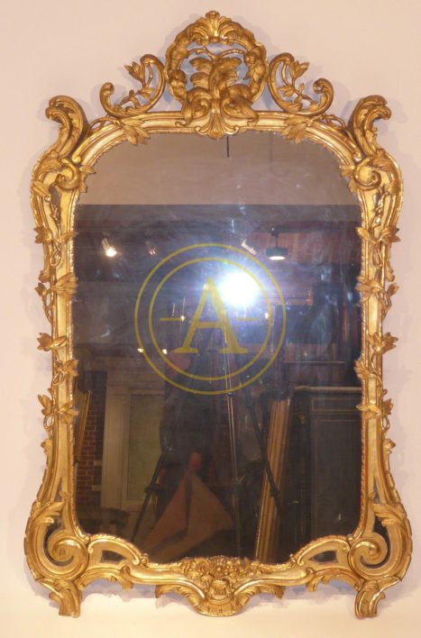 MIROIR EN BOIS DORE LOUIS XV