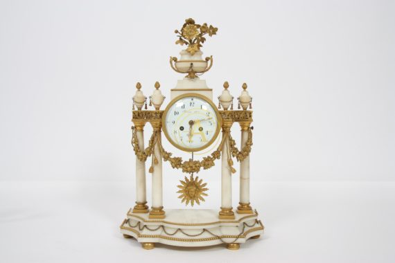 PENDULE LOUIS XVI