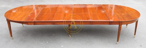 RARE TABLE  DE SALLE A MANGER DE CHATEAU