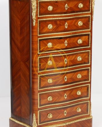 ELEGANT SEMAINIER A DOUCINE DE STYLE LOUIS XV