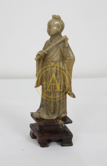 STATUETTE “LE FLUTISTE CHINOIS” EN PIERRE DURE