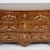 COMMODE MARQUETEE LOUIS XIV ATTRIBUEE A HACHE