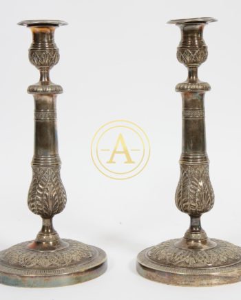 PAIR OF CANDLESTICKS RESTAURATION