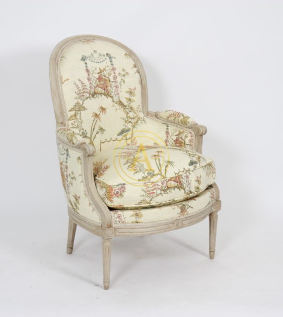 BERGERE LAQUEE LOUIS XVI