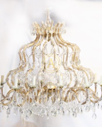 IMPORTANT PAIR OF CHANDELIERS