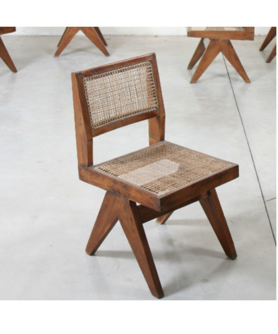 Suite de 6 chaises “DINING CHAIRS” de Pierre Jeanneret (1896-1967)