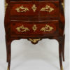 PETITE COMMODE SAUTEUSE MARQUETEE LOUIS XV